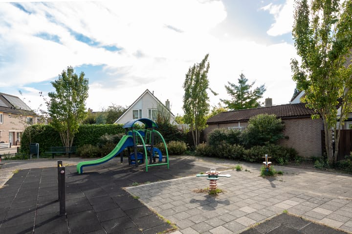 Photo 45 of Joke Smitlaan 51