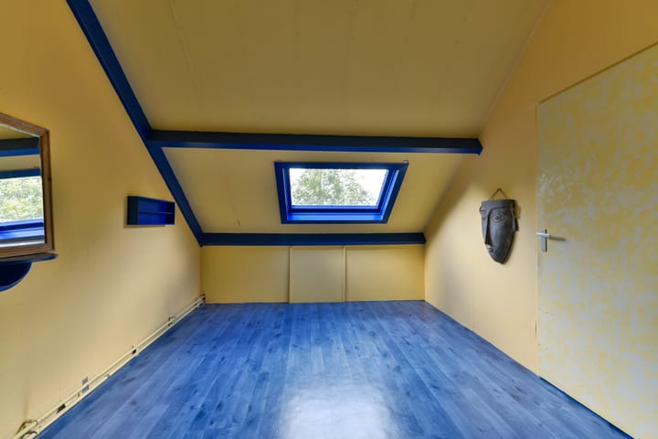 Photo 34 of Joke Smitlaan 51