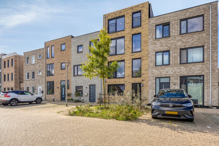 Photo 6 of Jesse Owensstraat 54