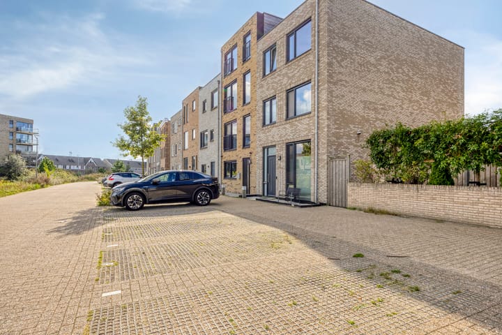 Photo 7 of Jesse Owensstraat 54