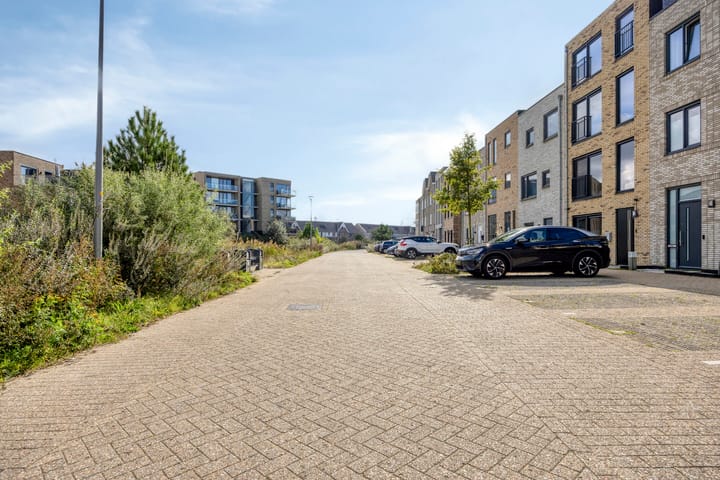 Photo 10 of Jesse Owensstraat 54