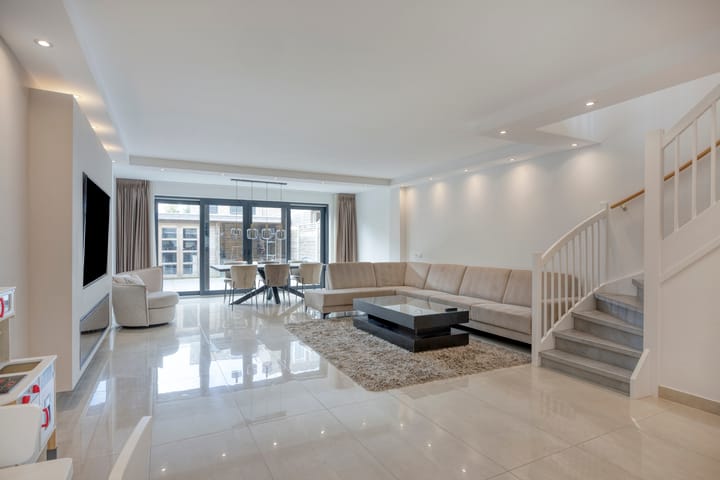 Photo 20 of Jesse Owensstraat 54