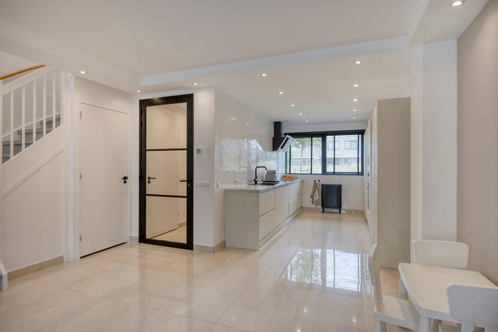 Photo 23 of Jesse Owensstraat 54