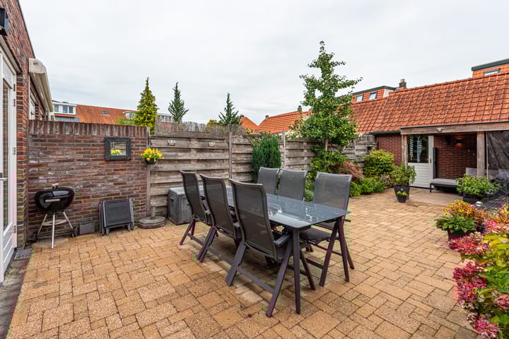 Foto 11 van Meester Pluimhof 14