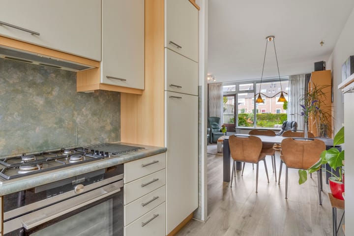 Foto 9 van Coen Botrede 10