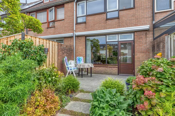 Foto 21 van Coen Botrede 10