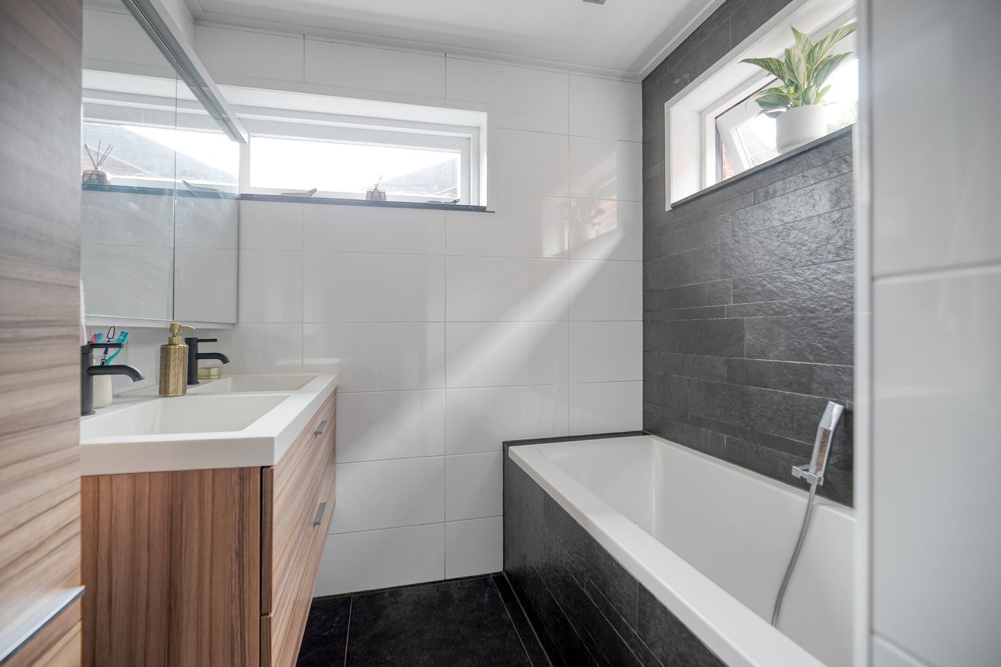 Photo 14 of Graaf Jansdijk 12