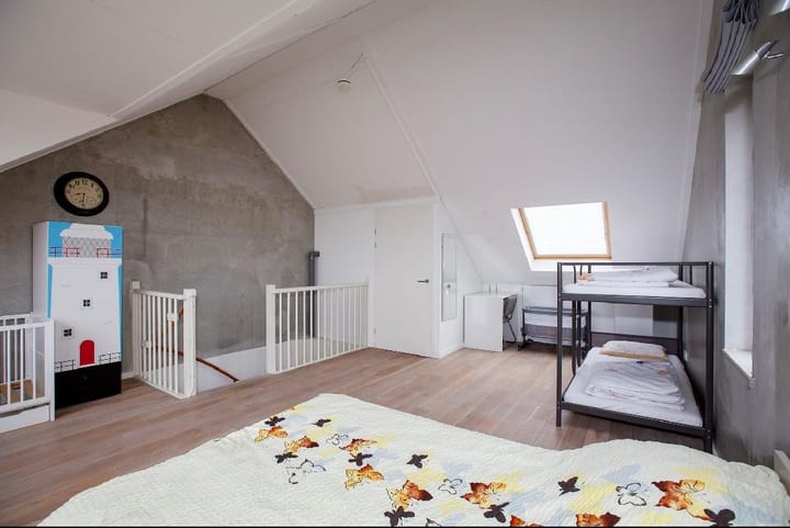 Photo 26 of Van Oranje-Nassaulaan 1