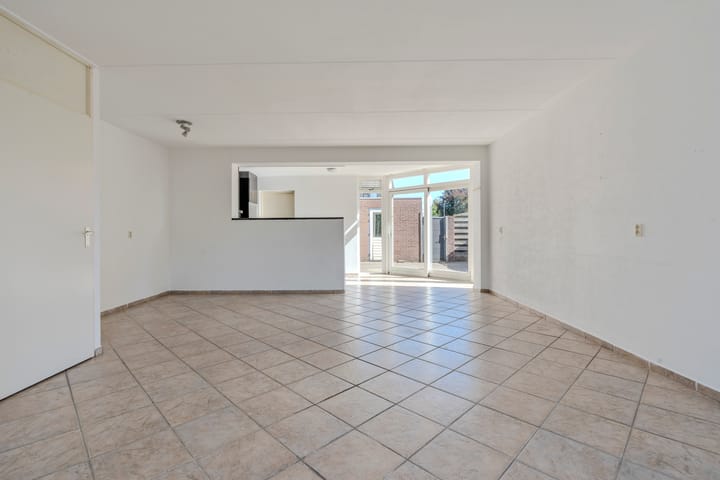 Foto 2 van Annenkamp 53