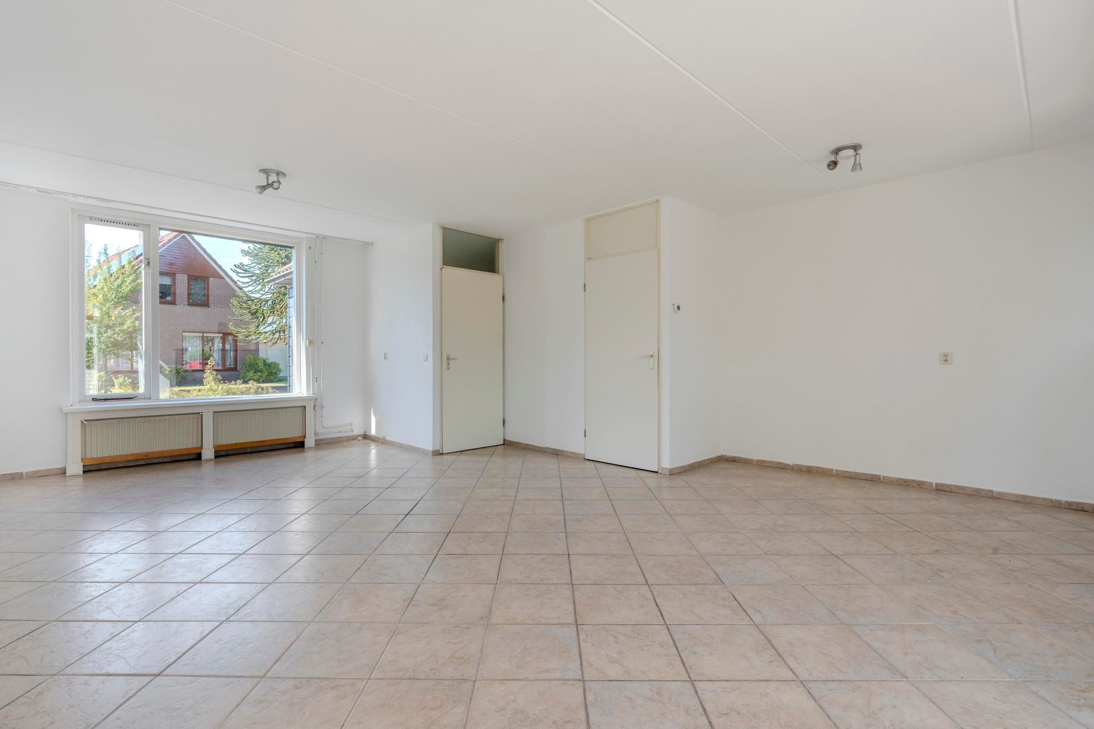 Photo 3 of Annenkamp 53