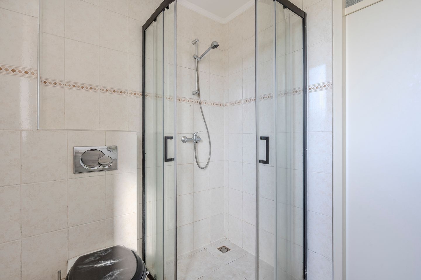 Photo 19 of Annenkamp 53