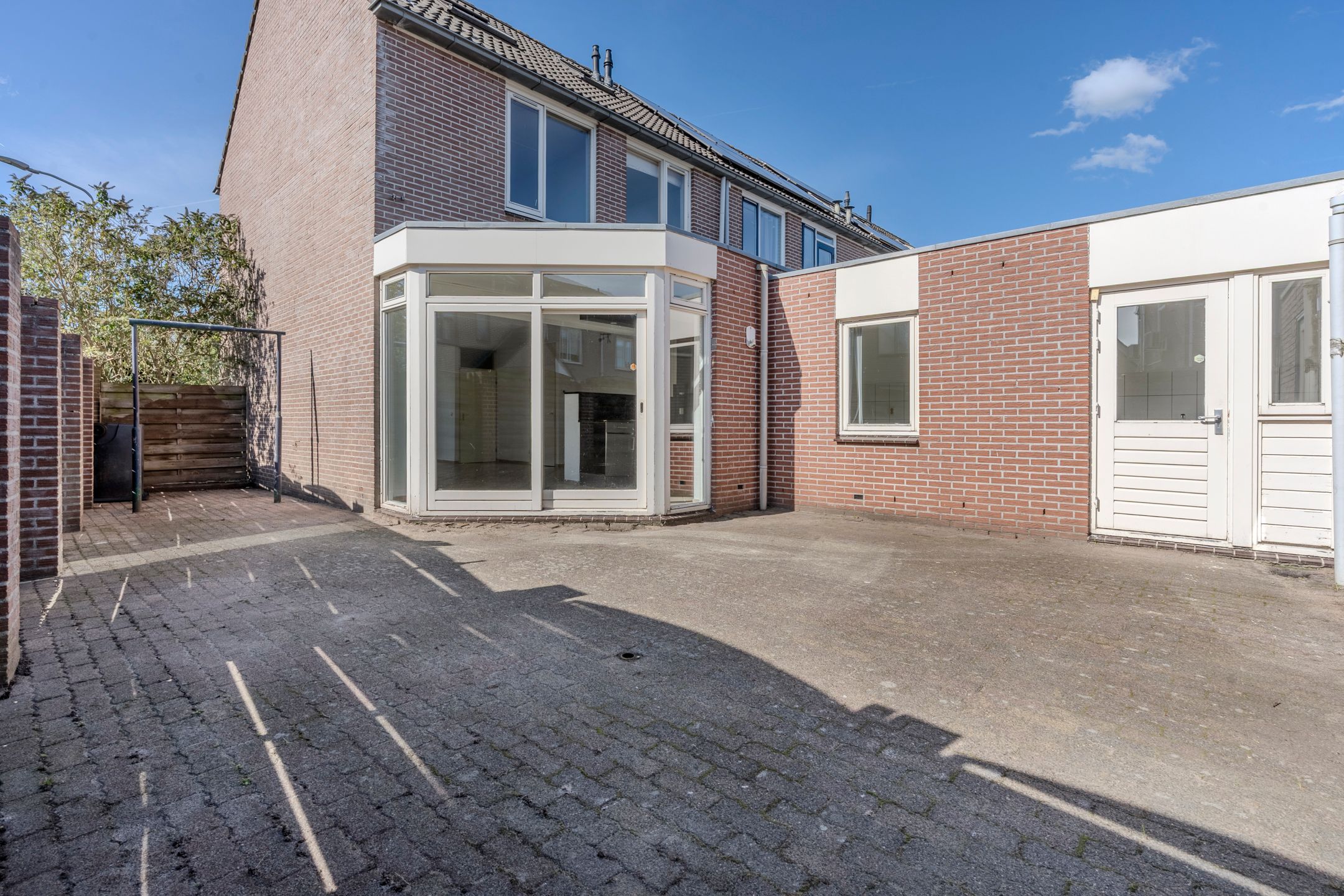 Photo 27 of Annenkamp 53