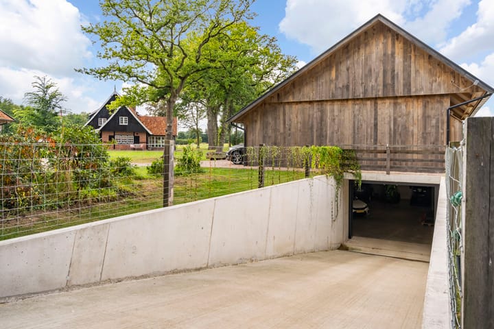 Foto 42 van Laagsestraat 21