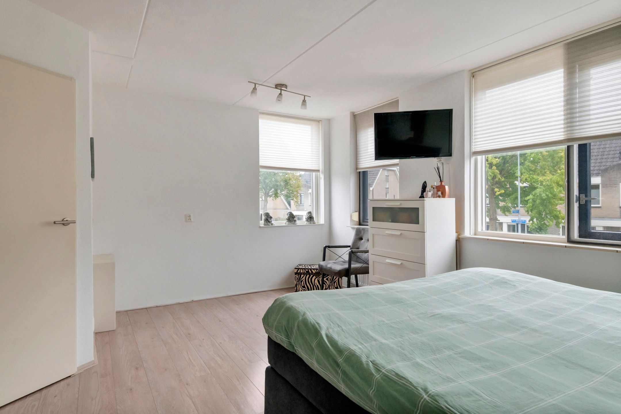 Foto 15 van F.J. Ebbensstraat 79