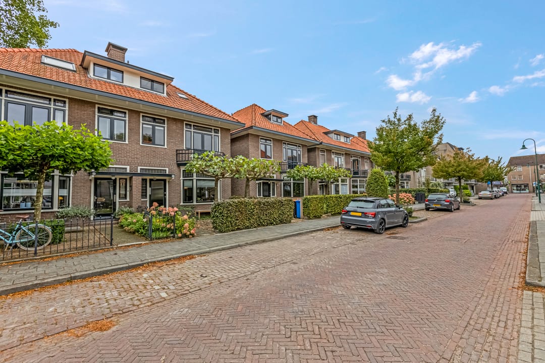 Foto 8 van Emmastraat 54