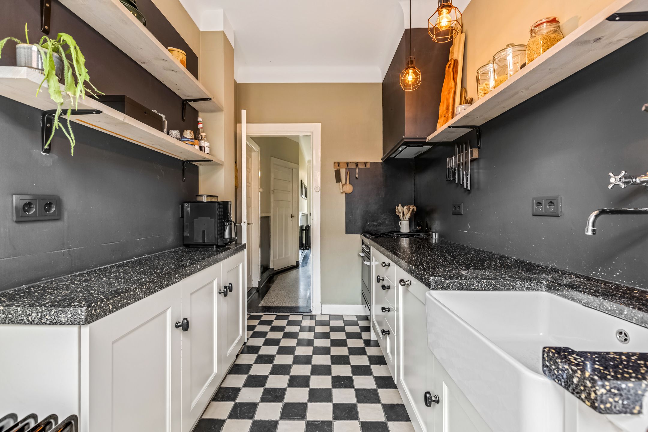 Foto 21 van Emmastraat 54