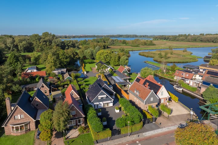 Foto 8 van Den Ilp 96