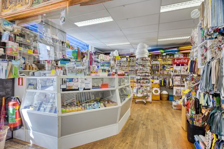 Photo 10 of Gravenstraat 16