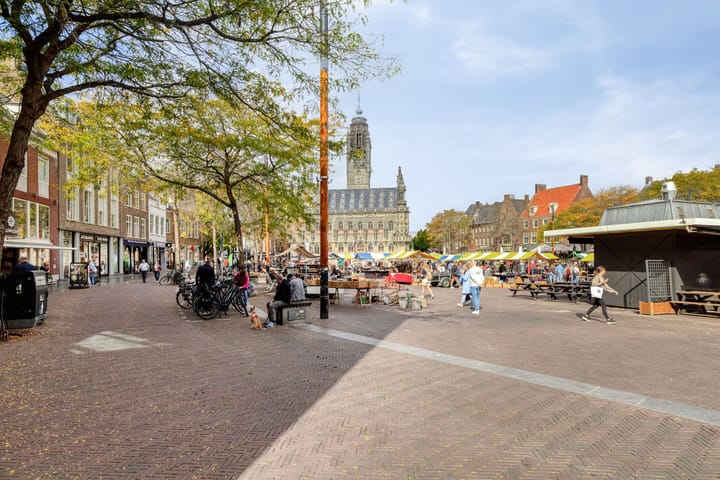 Photo 36 of Gravenstraat 16