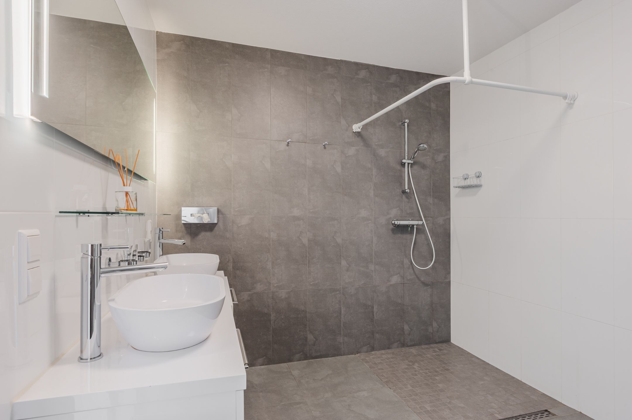 Foto 21 van Floris Arntzeniusplein 30