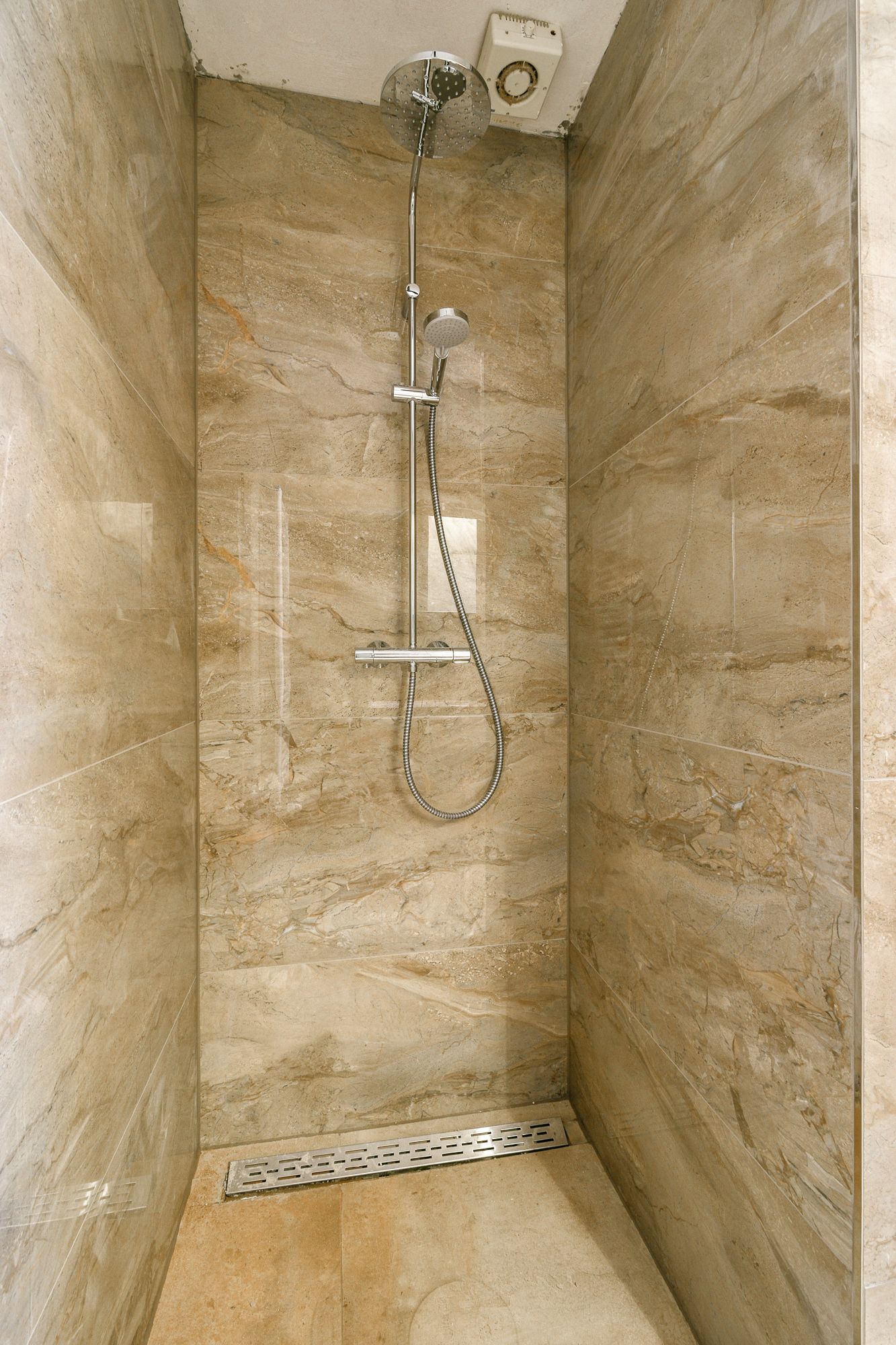 Foto 18 van Eerste Hugo de Grootstraat 3-2