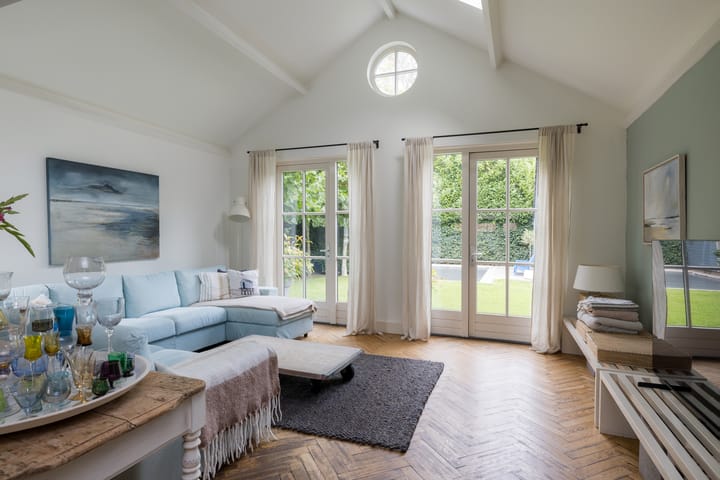 Photo 11 of van Tuyll van Serooskerkenlaan 4