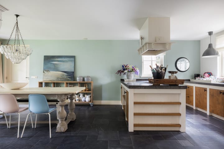 Photo 13 of van Tuyll van Serooskerkenlaan 4