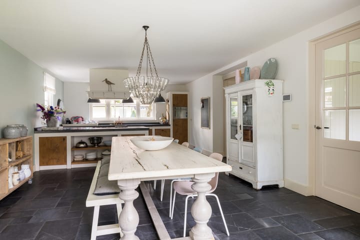 Photo 14 of van Tuyll van Serooskerkenlaan 4