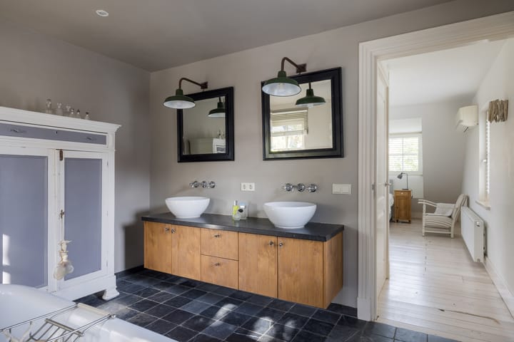 Photo 20 of van Tuyll van Serooskerkenlaan 4