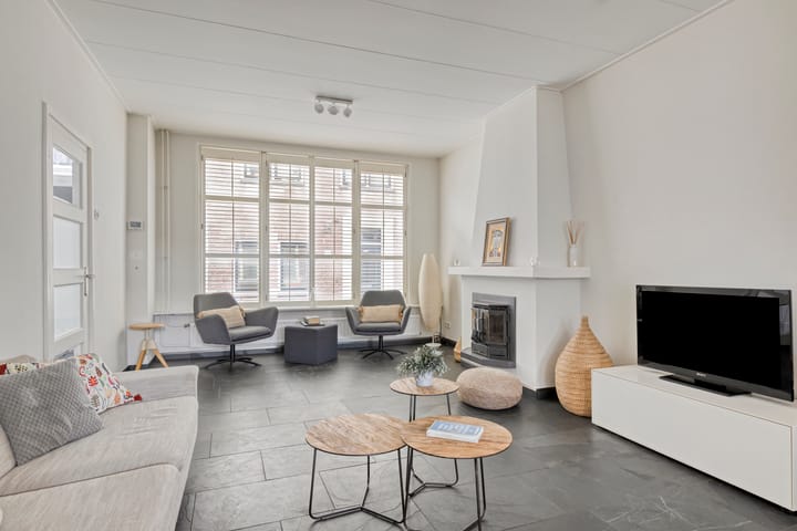 Foto 8 van Pyntorenstraat 13