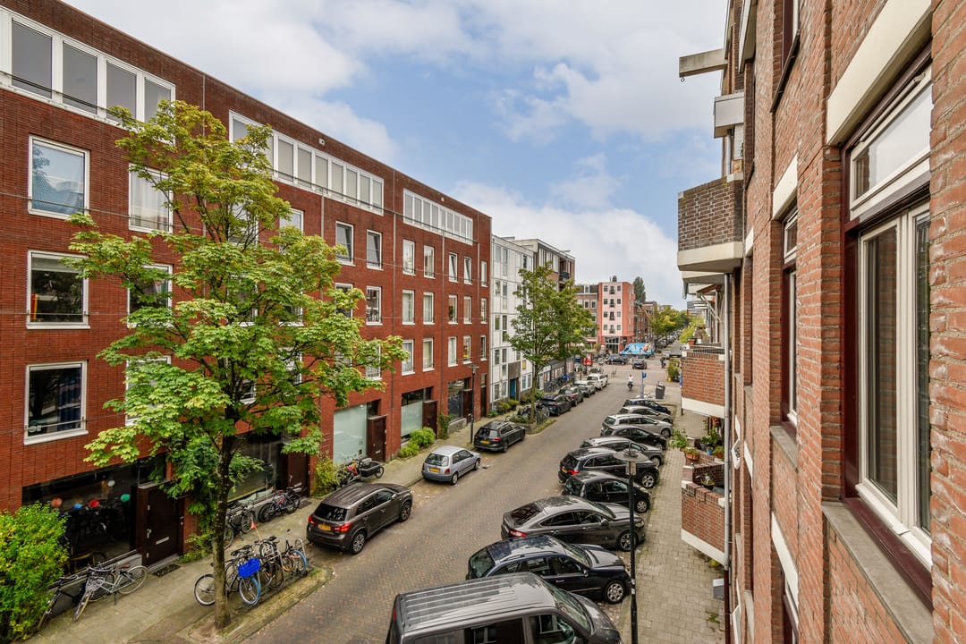 Photo 13 of Tweede Oosterparkstraat 155-B