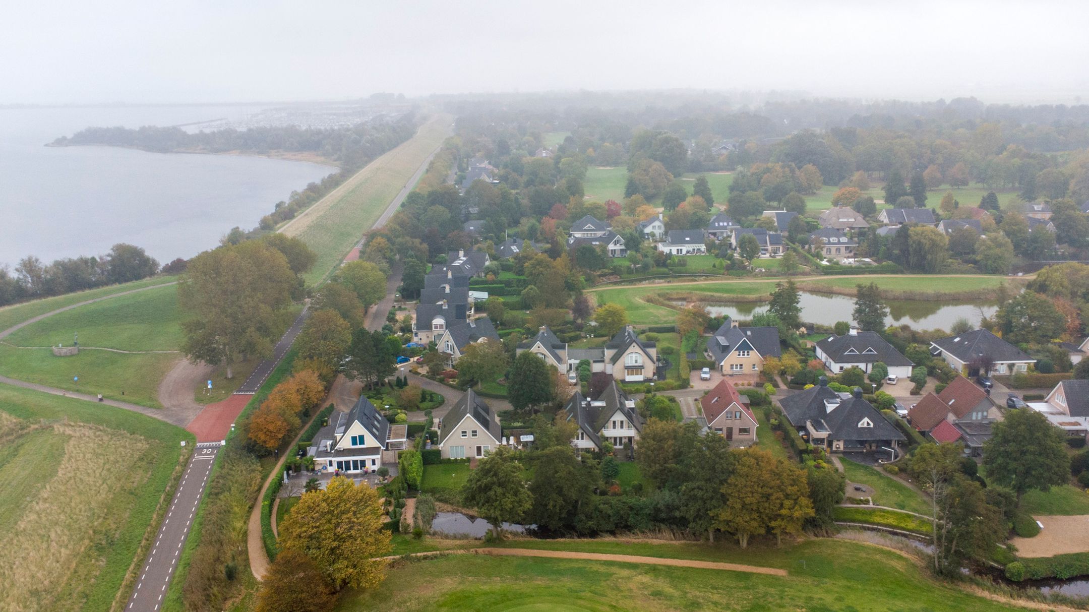 Photo 54 of Grevelingenhout 187