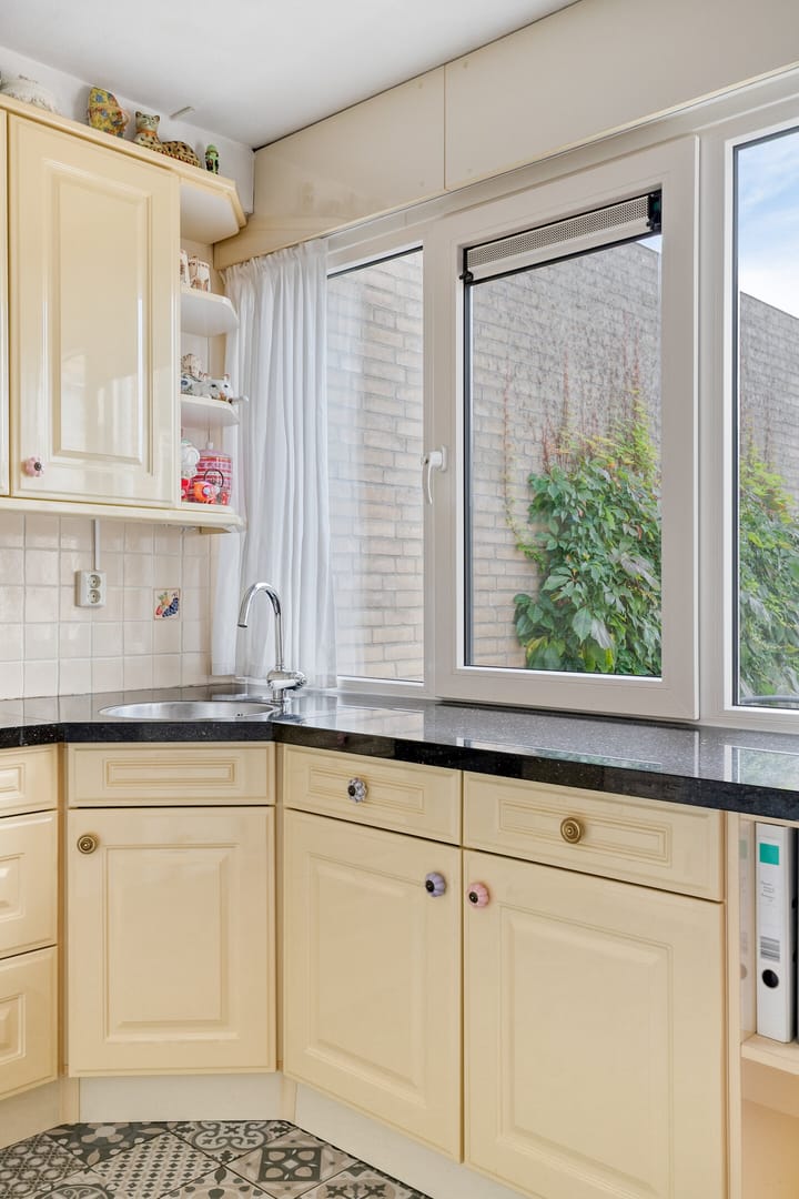 Photo 14 of Parelmosstraat 30