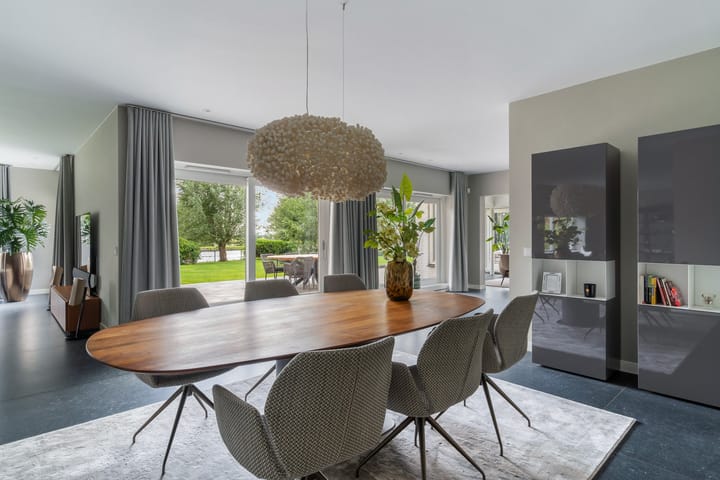 Foto 11 van Veursestraatweg 110