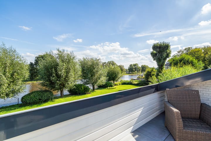 Foto 25 van Veursestraatweg 110