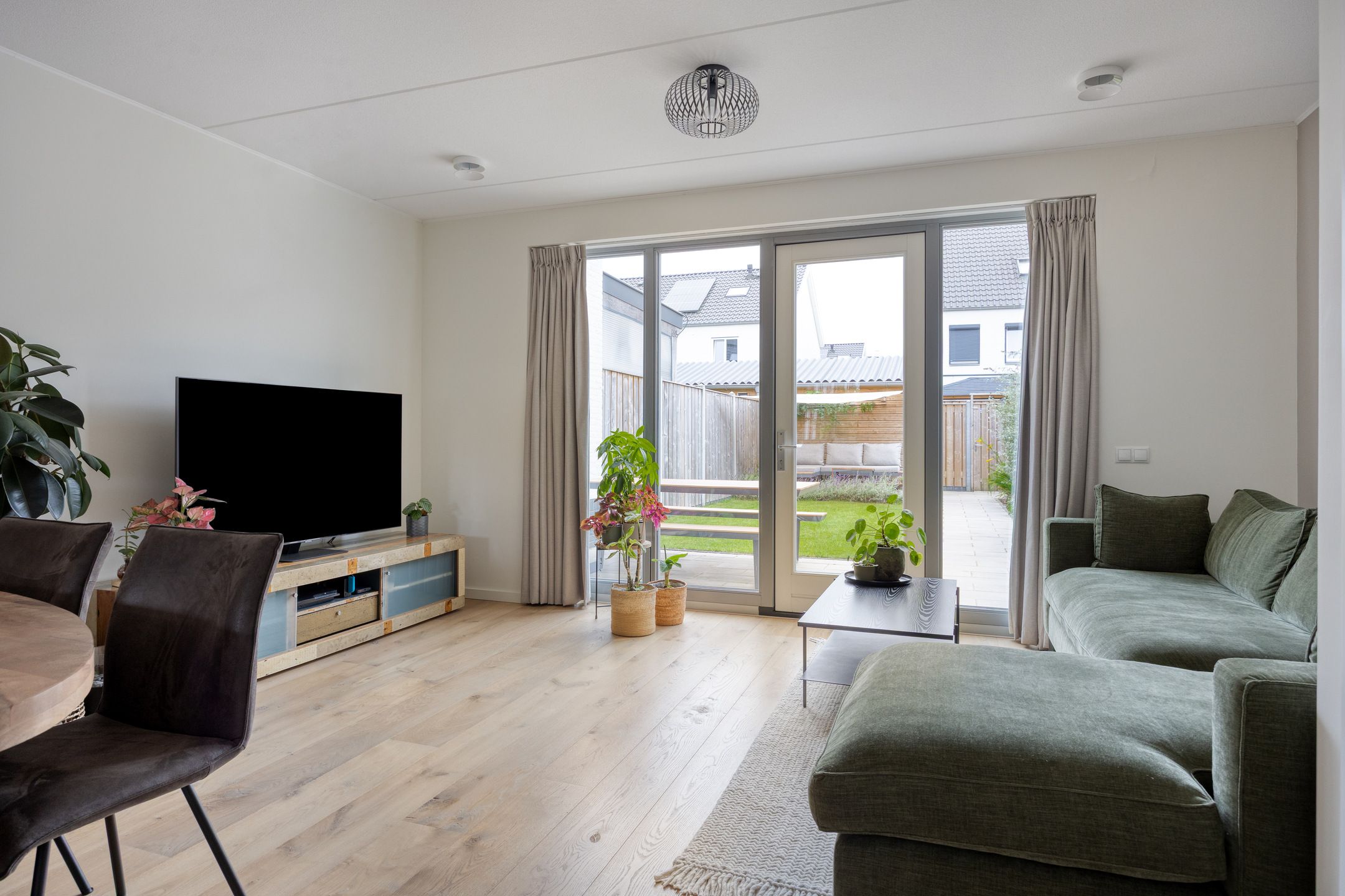 Foto 3 van Meienshovel 28