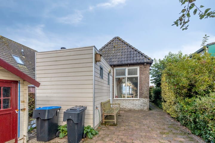 Photo 19 of Marwei 42