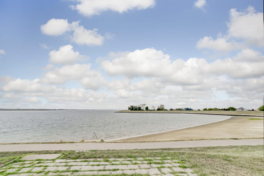 Photo 43 of Wilhelminastraat 1-A