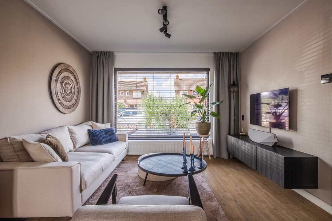 Foto 8 van van Schaikstraat 19