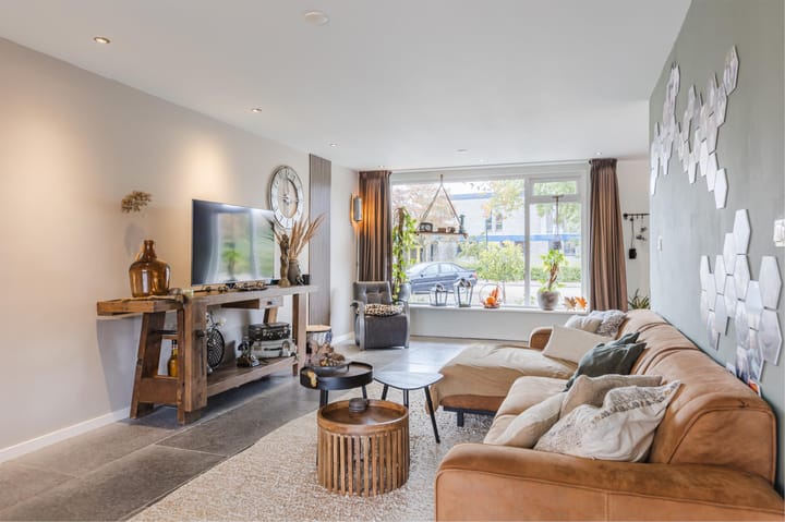 Foto 8 van Bachplein 8