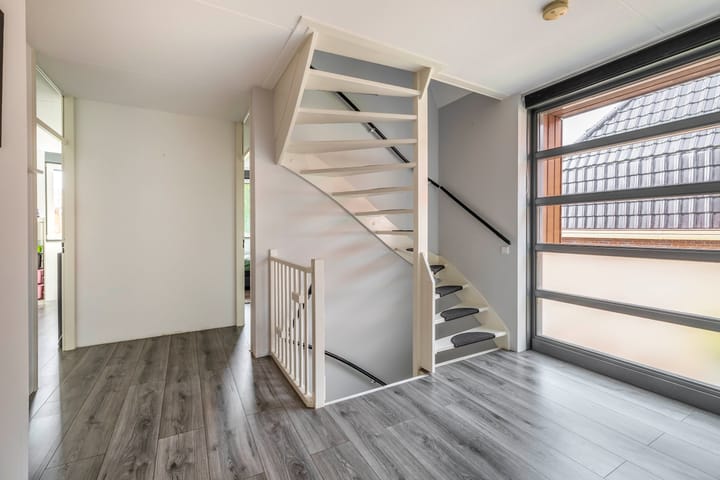 Foto 19 van J M van der Meystraat 15