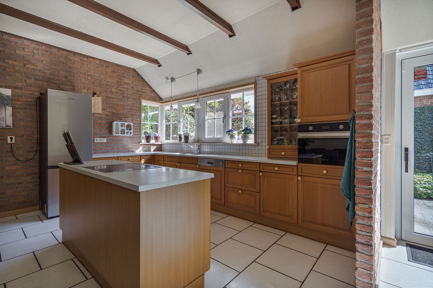 View photo 3 of Roswinkelerstraat 71