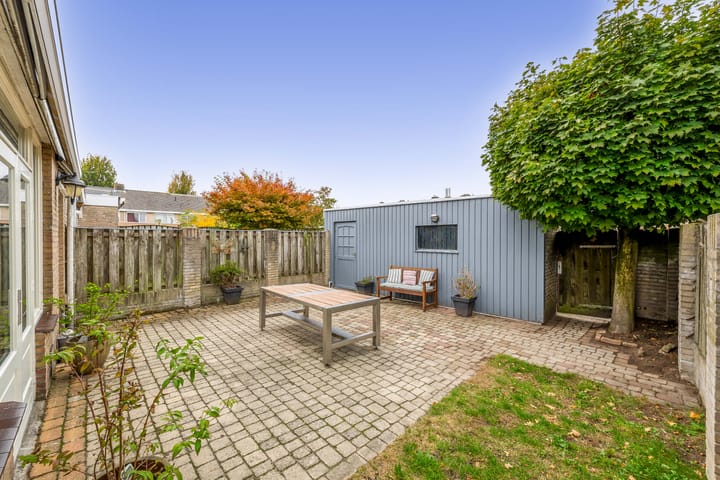 Photo 4 of Van Drielstraat 11