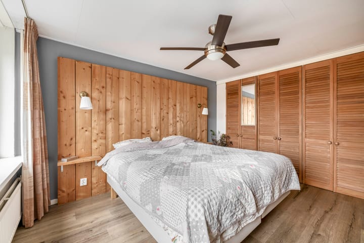 Photo 20 of Van Drielstraat 11