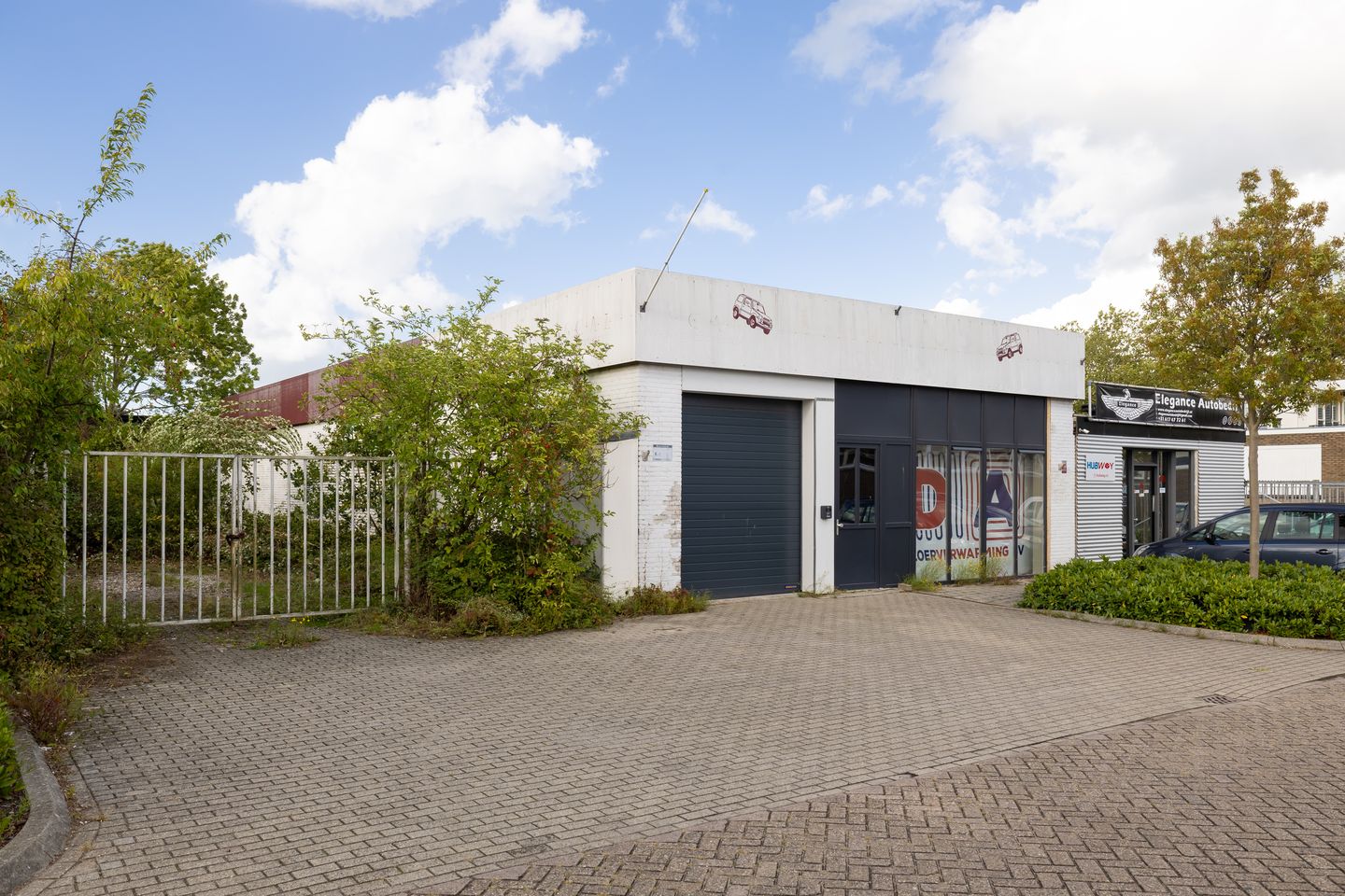 Bekijk foto 2 van Emmerikstraat 23