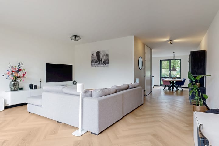 Foto 4 van Morel 4-B