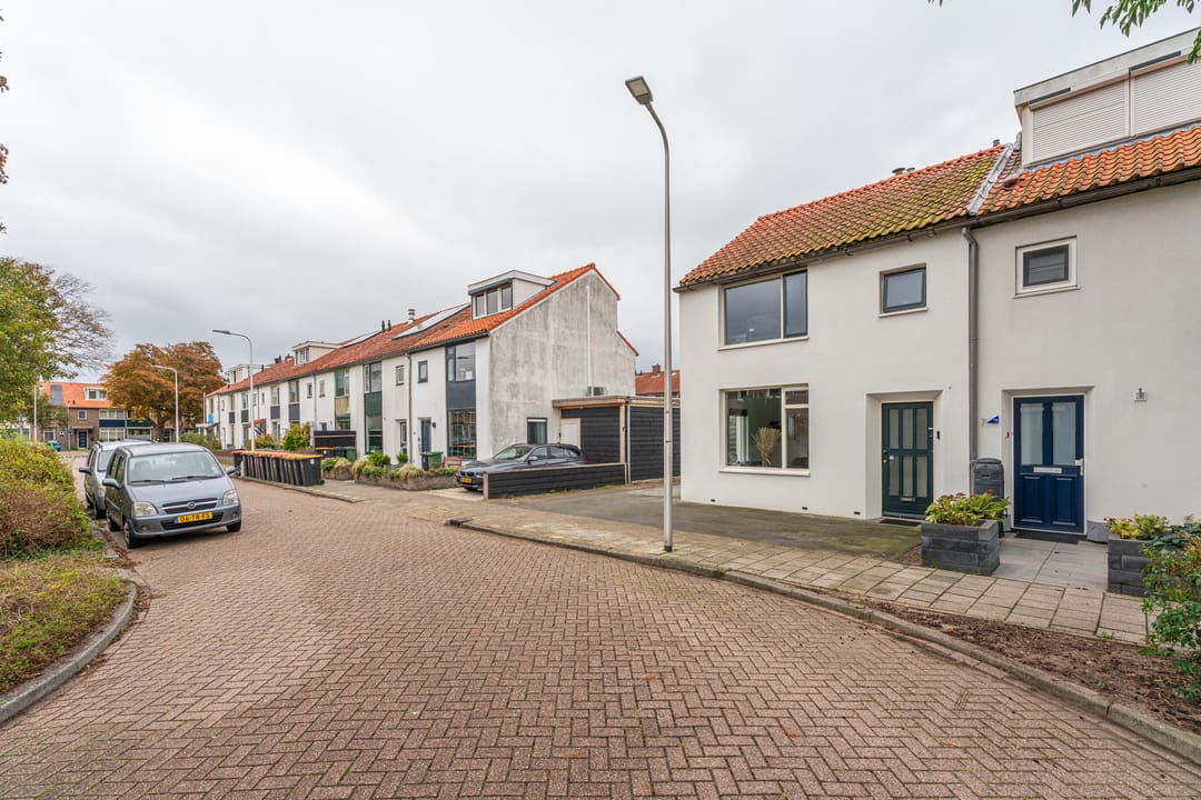 Foto 31 van Julianalaan 17