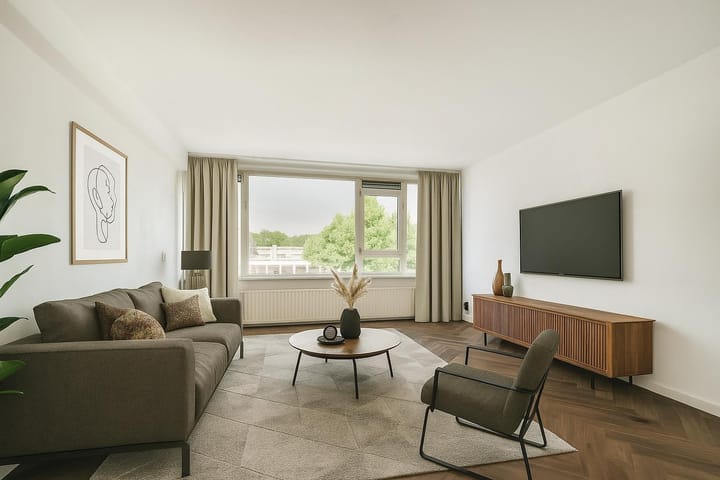 Foto 2 van Van Oldenbarneveltplein 105