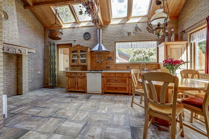 Photo 18 of Marisstraat 8