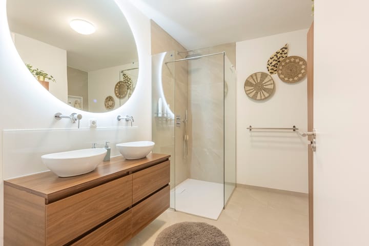 Photo 14 of Huls 46-B